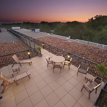 Execustay At York Place Apts Edina Restaurant photo